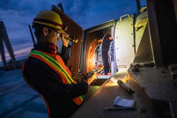 Best Licensed Electrician  in Indnola, IA